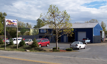 Art's Auto Parts Customer Service Building